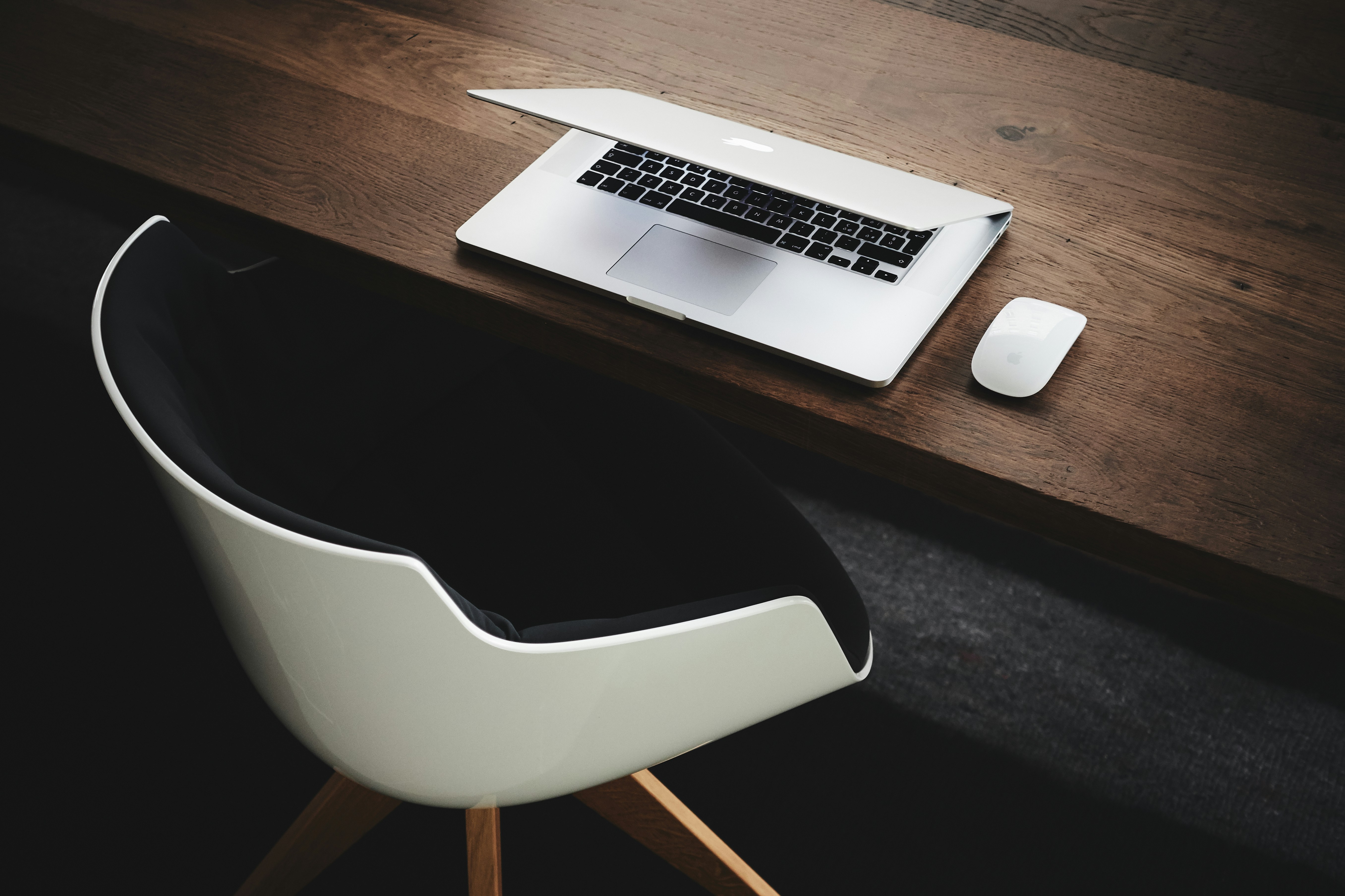 Butuh Laptop Tanpa Ribet? Kenalan sama Layanan Sewa Laptop Ouffice
